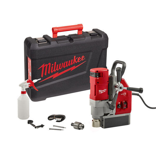 Milwaukee Magnetic Drill 41mm 1200w 13mm 2Speed 19mm Weldon Reception MDE41