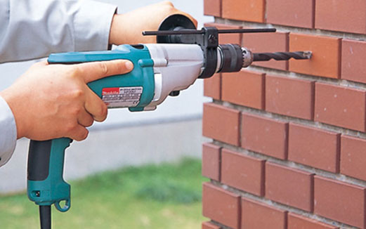 Makita Hammer Drill 720W HP2050