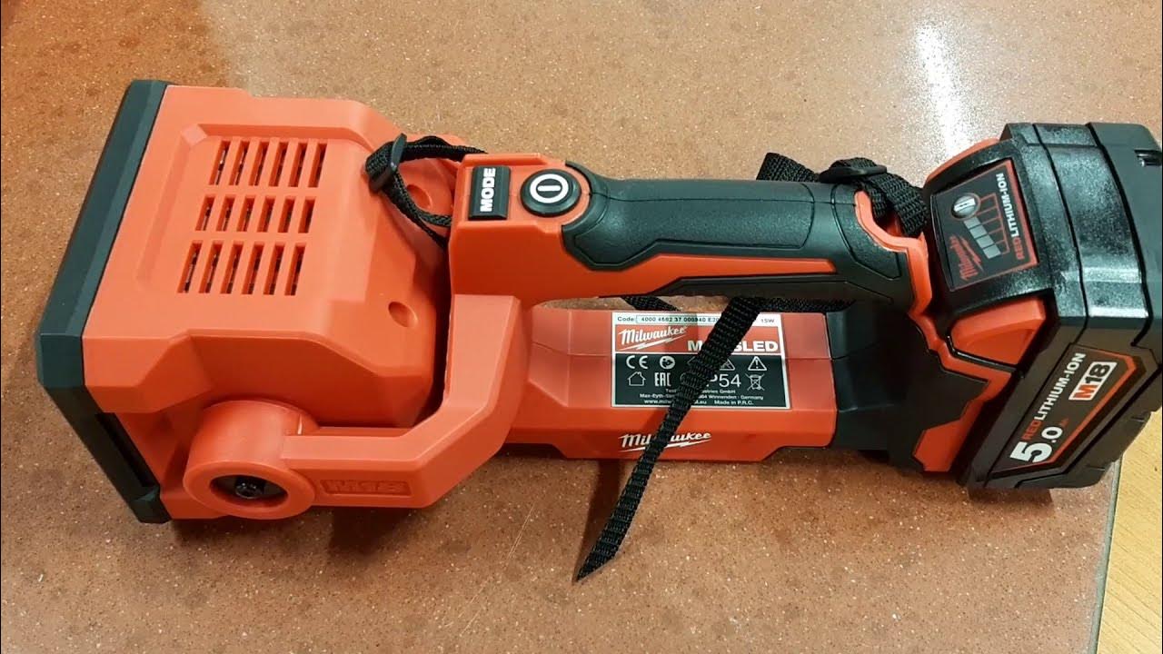 Milwaukee LED Search Light 18v without battery M18SLED‐0